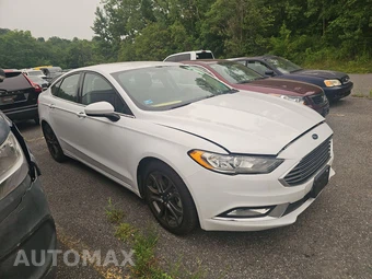 2018 Ford Fusion SE – miniatura 3