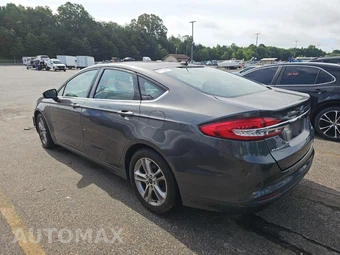 2018 Ford Fusion SE - miniatura 6