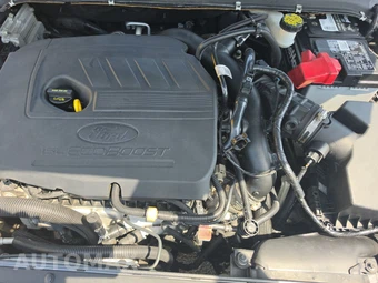 2018 Ford Fusion SE – miniatura 15