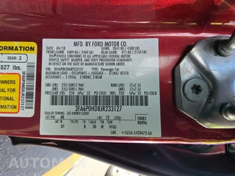 2018 Ford Fusion SE – miniatura 14