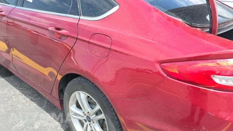 2018 Ford Fusion SE – miniatura 35
