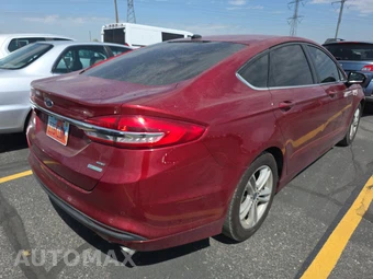 2018 Ford Fusion SE – miniatura 4