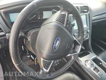 2018 Ford Fusion SE - miniatura 10