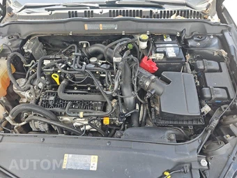 2018 Ford Fusion SE - miniatura 17