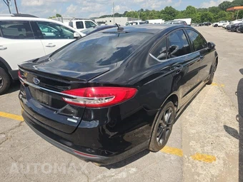 2018 Ford Fusion SE - miniatura 4