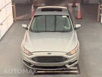 2018 Ford Fusion SE – miniatura 2