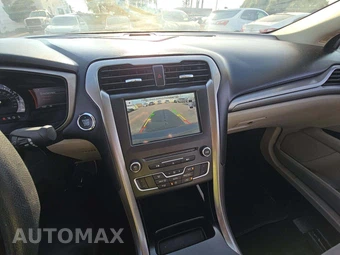 2018 Ford Fusion SE - miniatura 10
