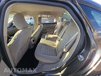 2018 Ford Fusion SE - miniatura 13