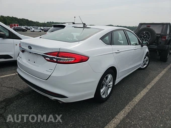 2018 Ford Fusion SE - miniatura 4