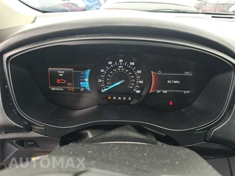 2018 Ford Fusion SE – miniatura 12