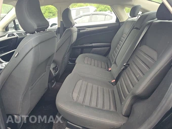 2018 Ford Fusion SE – miniatura 13