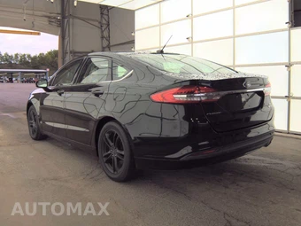 2018 Ford Fusion SE – miniatura 6