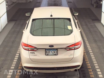 2018 Ford Fusion SE – miniatura 5