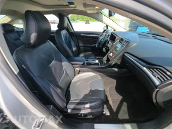 2018 Ford Fusion Titanium - miniatura 8