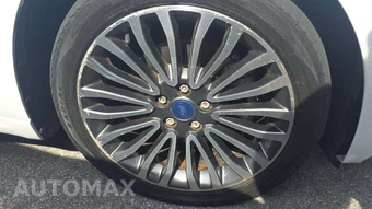 2018 Ford Fusion Titanium – miniatura 31
