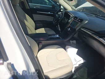 2018 Ford Fusion Titanium – miniatura 8