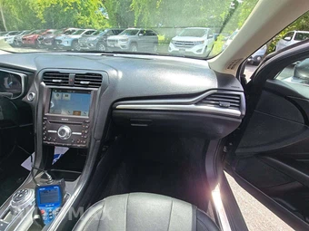 2018 Ford Fusion Titanium - miniatura 19