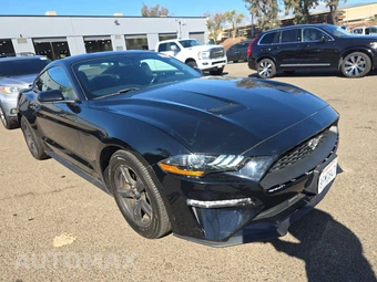 2018 Ford Mustang EcoBoost Coupe – miniatura 3