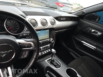 2018 Ford Mustang EcoBoost Coupe - miniatura 11