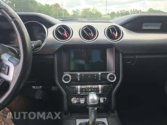 2018 Ford Mustang EcoBoost Coupe – miniatura 10