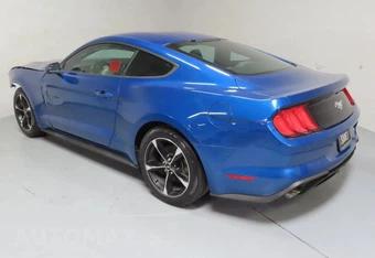 2018 Ford Mustang EcoBoost Coupe - miniatura 4