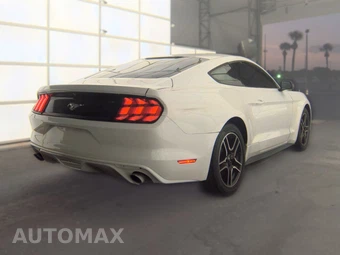 2018 Ford Mustang EcoBoost Coupe – miniatura 4