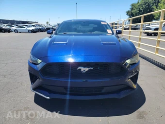 2018 Ford Mustang EcoBoost Coupe - miniatura 2