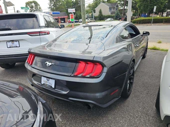 2018 Ford Mustang EcoBoost Coupe – miniatura 3