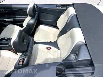 2018 Ford Mustang EcoBoost Premium Convertible - miniatura 12