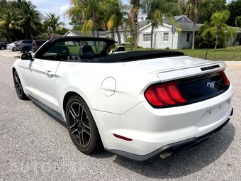 2018 Ford Mustang EcoBoost Premium Convertible - miniatura 5