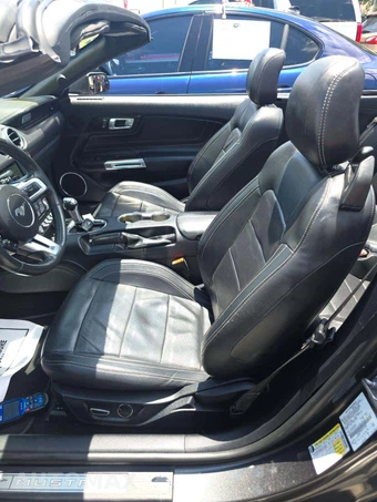 2018 Ford Mustang EcoBoost Premium Convertible - miniatura 6