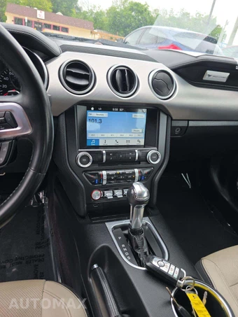 2018 Ford Mustang EcoBoost Premium Convertible – miniatura 7