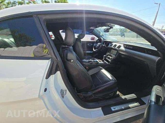 2018 Ford Mustang EcoBoost Premium Coupe – miniatura 18