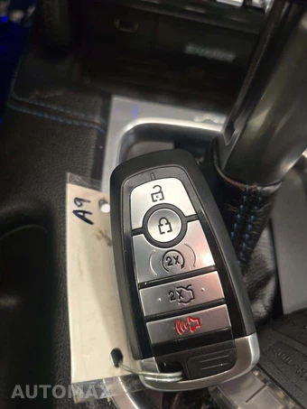 2018 Ford Mustang EcoBoost Premium Coupe - miniatura 8