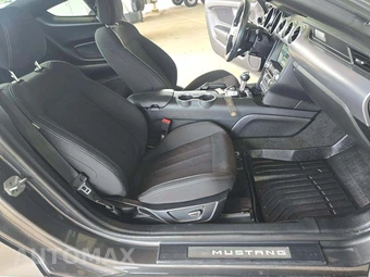 2018 Ford Mustang GT Coupe – miniatura 15