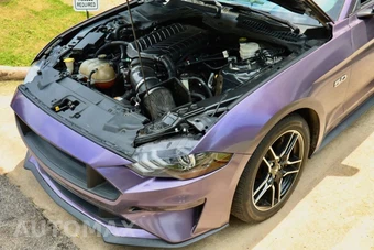 2018 Ford Mustang GT Coupe - miniatura 4