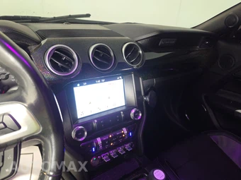 2018 Ford Mustang GT Premium Coupe - miniatura 11