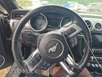 2018 Ford Mustang GT Premium Coupe - miniatura 10