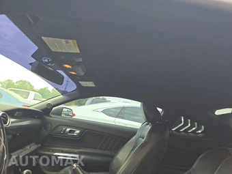 2018 Ford Mustang GT Premium Coupe - miniatura 16