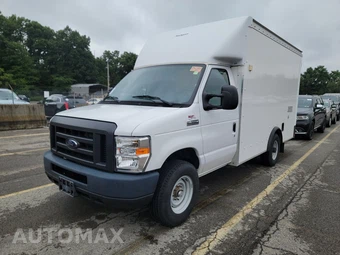 2018 Ford Super Duty E-350 Cutaway