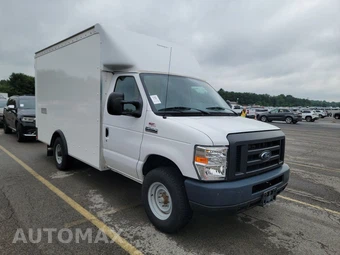 2018 Ford Super Duty E-350 Cutaway - miniatura 3