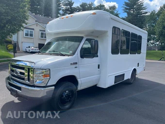 2018 Ford Super Duty E-350 Cutaway DRW - car from the USA, Manheim Buy-Now listing at AUTOMAX