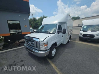2018 Ford Super Duty E-350 Cutaway DRW