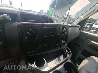 2018 Ford Super Duty E-350 Cutaway DRW – miniatura 10