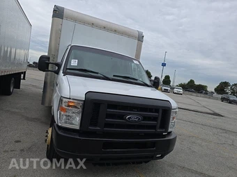 2018 Ford Super Duty E-350 Cutaway DRW - miniatura 2