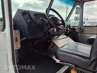 2018 Ford Super Duty E-350 Stripped Chassis DRW - miniatura 13