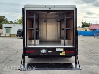 2018 Ford Super Duty E-350 Stripped Chassis DRW - miniatura 16