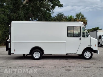 2018 Ford Super Duty E-350 Stripped Chassis DRW - miniatura 2