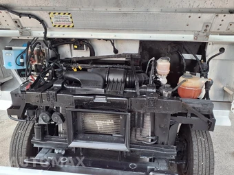 2018 Ford Super Duty E-350 Stripped Chassis DRW - miniatura 24