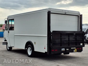2018 Ford Super Duty E-350 Stripped Chassis DRW - miniatura 5